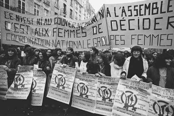 Protest Against Paragraph 218 in 1971: “We Had an Abortion” | Towards ...